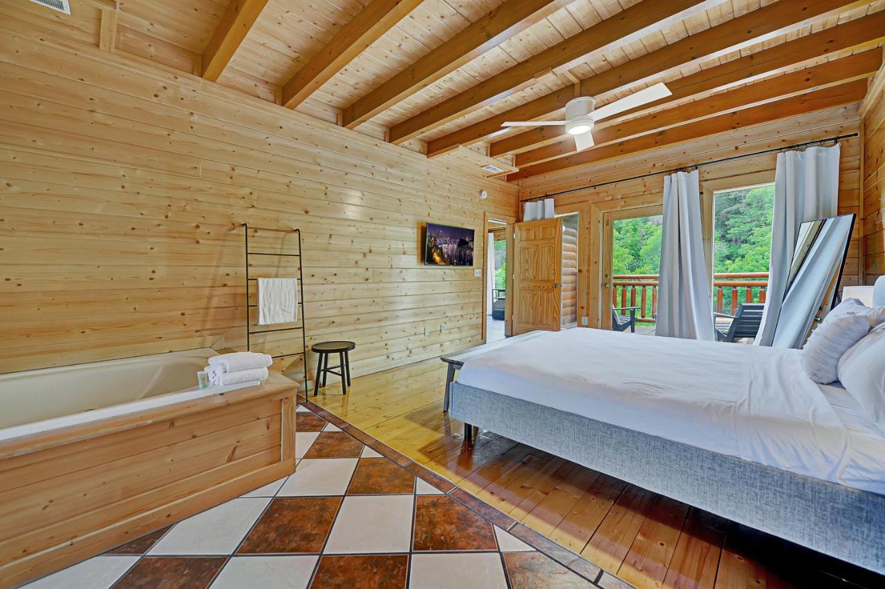 Gorgeous Large Mountain View Cabin W Hot Tub, Free Wifi, Games Villa Sevierville Bagian luar foto