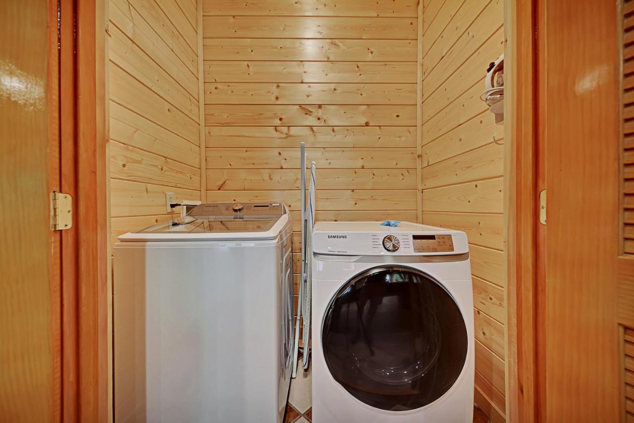 Gorgeous Large Mountain View Cabin W Hot Tub, Free Wifi, Games Villa Sevierville Bagian luar foto