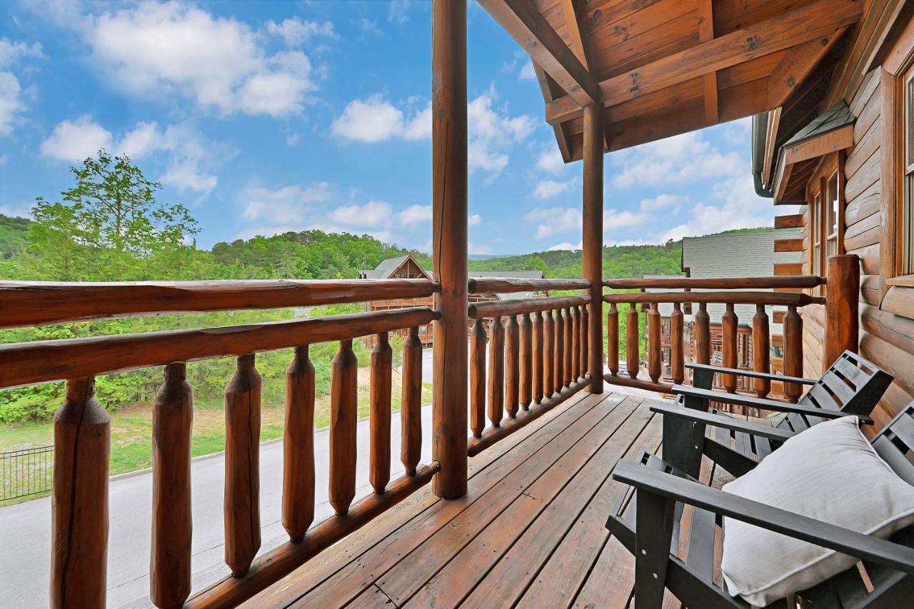 Gorgeous Large Mountain View Cabin W Hot Tub, Free Wifi, Games Villa Sevierville Bagian luar foto