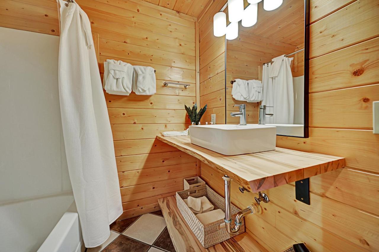 Gorgeous Large Mountain View Cabin W Hot Tub, Free Wifi, Games Villa Sevierville Bagian luar foto